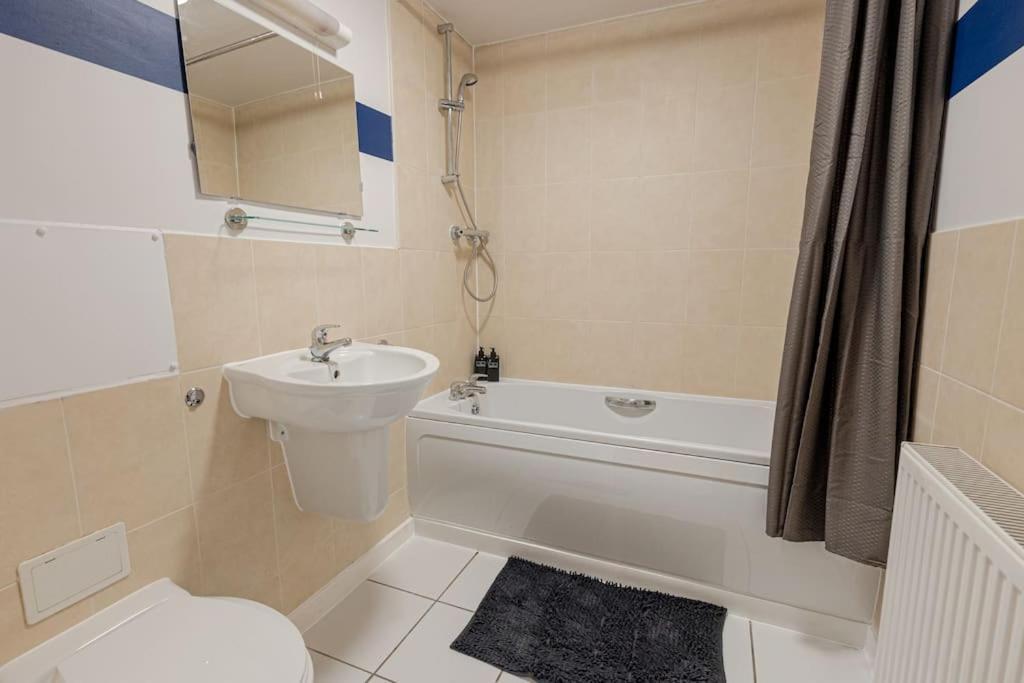 Peaceful 1bed And Free Parking Appartement *